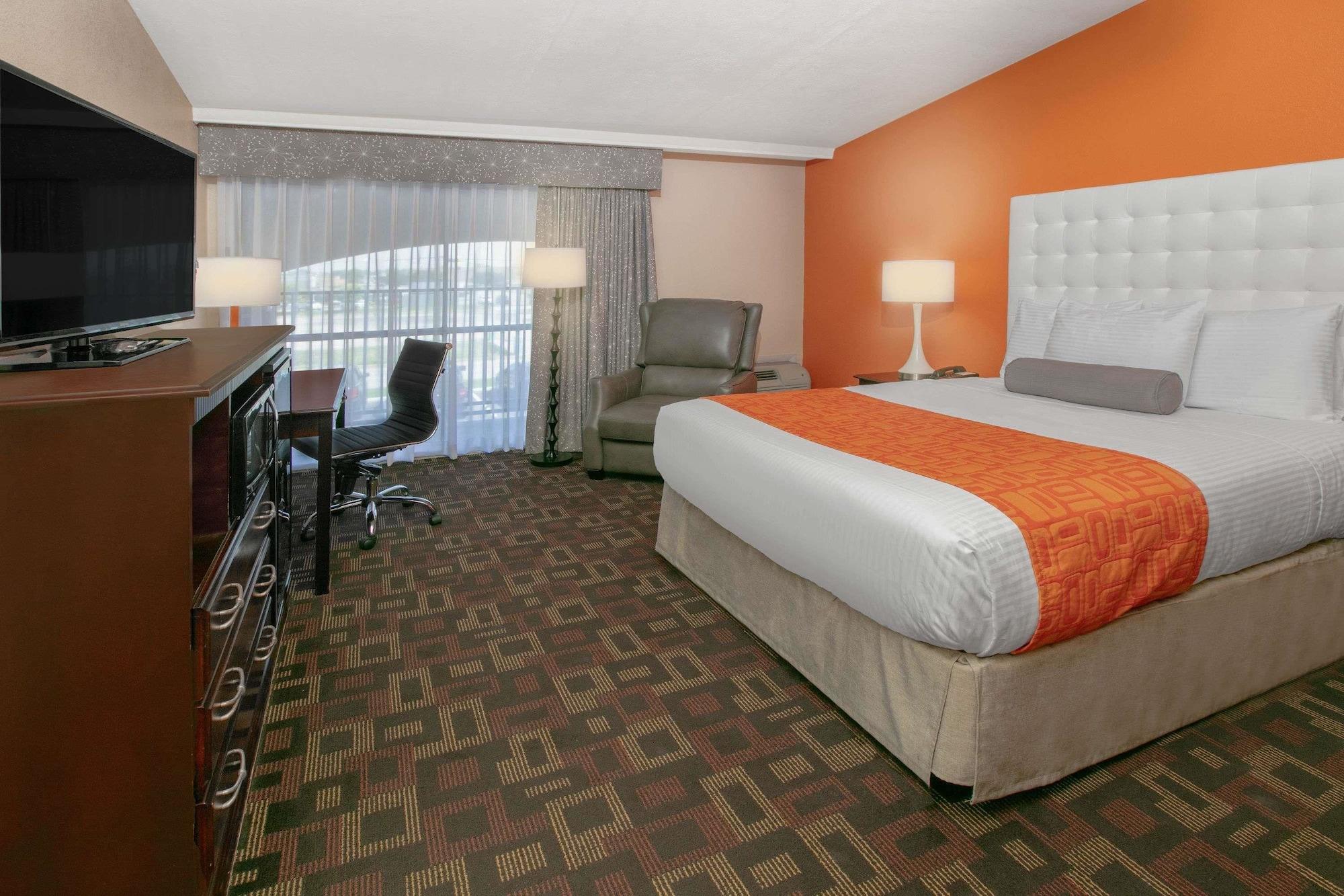ฮาวเวิร์ด จอห์นสัน บาย วินด์แฮม โอคลาโฮมาซิตี้ Hotel ภายนอก รูปภาพ